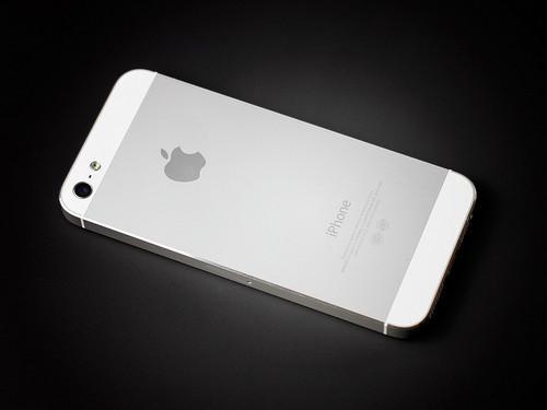 苹果新的iPhone拍摄电影对经典电影类型进行了垂直拍摄